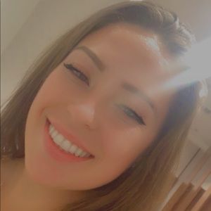 Meet your Posher, Sabrina